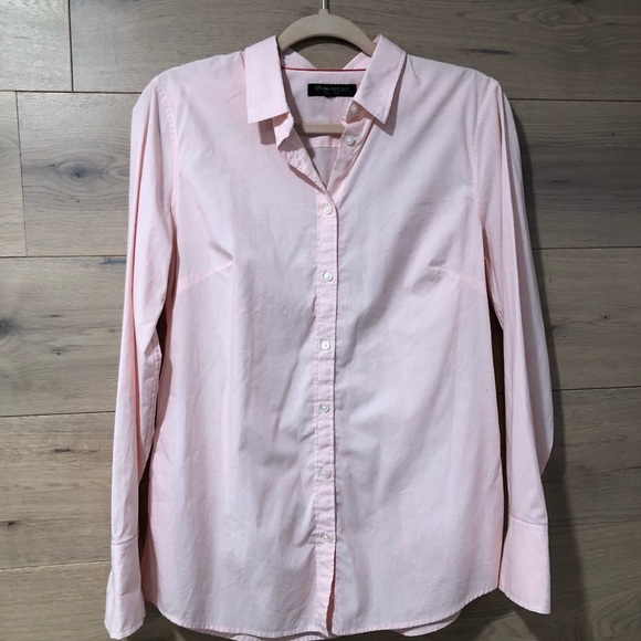 Banana Republic Tops - Banana Republic button down shirt